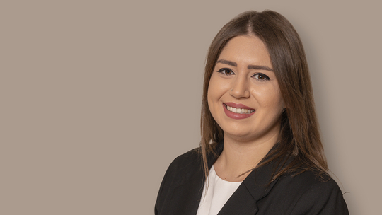  Zeynep Akman, Financial Accounting Officer Clinic
